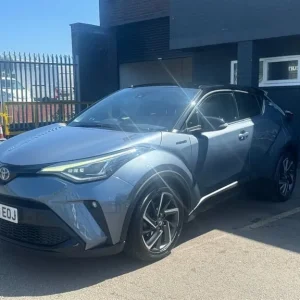 2020 Toyota C-HR 1.8 VVT-h Dynamic SUV 5dr Petrol Hybrid CVT Euro 6 (s/s) (122 ps) SUV Petrol/Ele... - Image 3
