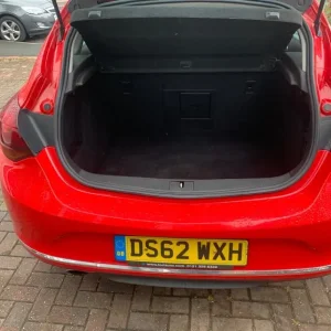 Vauxhall, ASTRA, Hatchback, 2013, Manual, 1956 (cc), 5 doors - Image 3