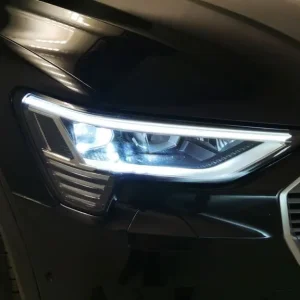 2022 Audi e-tron 55 Technik SUV 5dr Electric Auto quattro 95kWh (11kW Charger) (408 ps) - AD Suv ... - Image 8