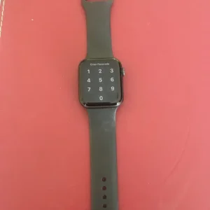 Apple Watch 44mm SE GPS + Cellular - Image 4