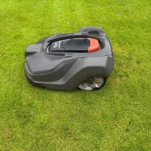 Husqvarna 450X Robot Mower - Image 2