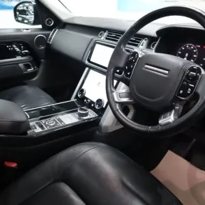 2021 21 LAND ROVER RANGE ROVER 3.0 D300 MHEV AUTOBIOGRAPHY SUV 5DR DIESEL AUTO 4 - Image 8