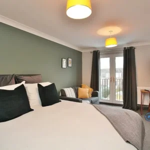 1 bedroom in Park Road, Banbury, OX16 (#2491364)