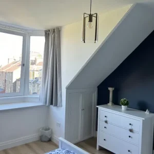 Ikea Hemnes Chest of Drawers - £90 - Image 3