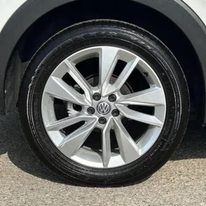 2019 Volkswagen T-Cross 1.0 TSI 115 SE 5dr HATCHBACK Petrol Manual - Image 5