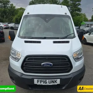 2016 Ford Transit 2.2 TDCi 17-seat minibus in white, 91,000 miles, ULEZ Euro 6, 6-speed manua MIN... - Image 4