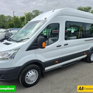 2016 Ford Transit 2.2 TDCi 17-seat minibus in white, 91,000 miles, ULEZ Euro 6, 6-speed manua MIN... - Image 6