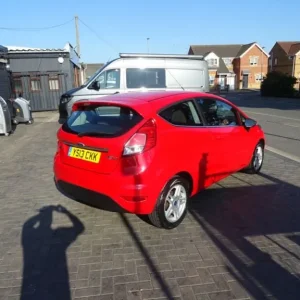 Ford Fiesta 1.0 EcoBoost Zetec 3dr ideal 1st car Petrol - Image 3