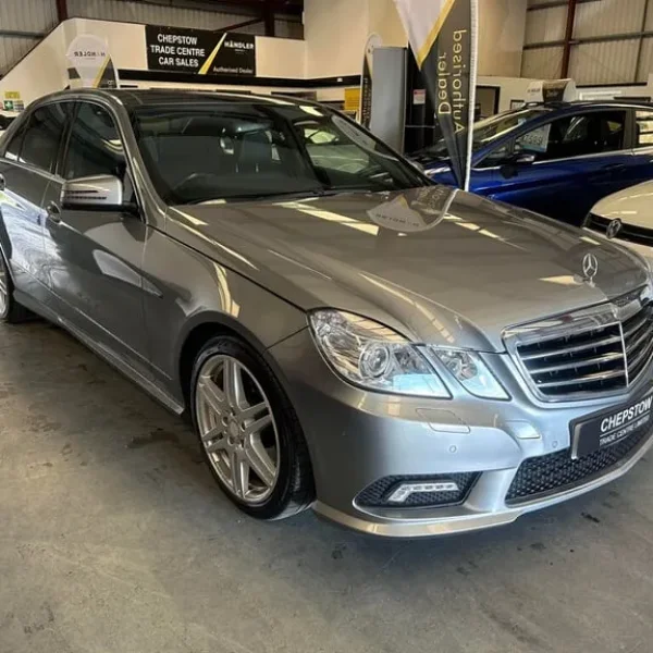 2010 Mercedes-Benz E-Class 3.5 CGI V6 BlueEfficiency Sport Saloon 4dr Petrol G-Tronic Euro 5 (292...