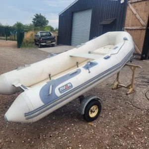 Avon 3.1 metre RIB - Image 7