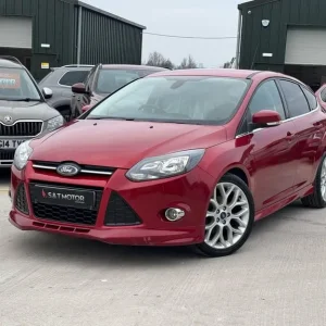 2013 Ford Focus 1.0T EcoBoost Zetec S Euro 5 (s/s) 5dr HATCHBACK Petrol Manual - Image 6
