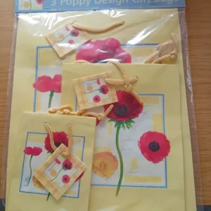New pack of three gift bags
