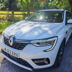 RENAULT ARKANA 1.6 Iconic E-TECH Hybrid 145 Auto 2022 - Image 4