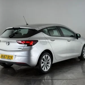 2017 Vauxhall Astra 1.4i Turbo Design Auto Euro 6 (s/s) 5dr Hatchback Petrol Automatic - Image 5