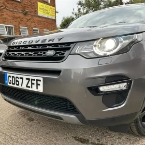 2018 Land Rover Discovery Sport 2.0 TD4 HSE Black Auto 4WD Euro 6 (s/s) 5dr ESTATE Diesel Automatic - Image 5