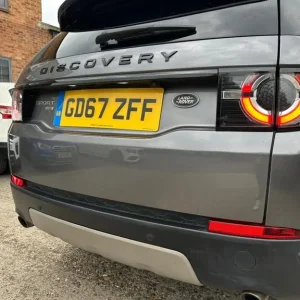 2018 Land Rover Discovery Sport 2.0 TD4 HSE Black Auto 4WD Euro 6 (s/s) 5dr ESTATE Diesel Automatic - Image 8