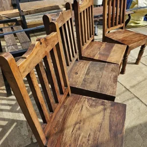 Dining table and chairs - Image 2