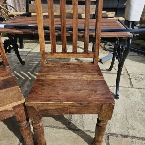 Dining table and chairs - Image 3