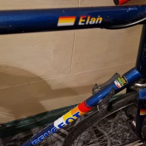 Classic Peugeot Elan Racing Bike - Image 2