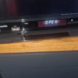 Panasonic DMP-BDT110 3D Blu Ray DVD Player & Remote USB black hdmi plus extras - Image 3