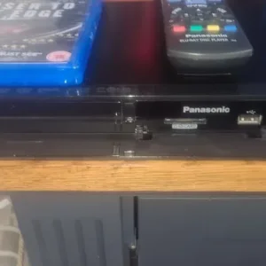 Panasonic DMP-BDT110 3D Blu Ray DVD Player & Remote USB black hdmi plus extras - Image 7