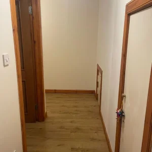 2 Bedroom Flat to Let in Heart of Dennistoun - Image 5