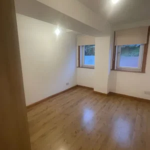 2 Bedroom Flat to Let in Heart of Dennistoun - Image 6