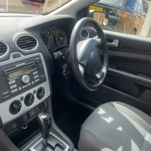 Ford, FOCUS, Hatchback, 2006, Other, 1596 (cc), 5 doors - Image 6