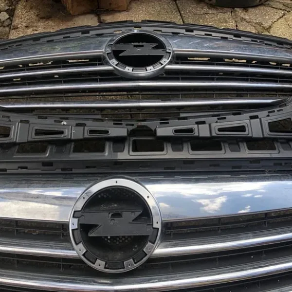 Vauxhall insignia front grills