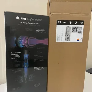 Dyson supersonic hairdryer brand new comes with box - Image 2