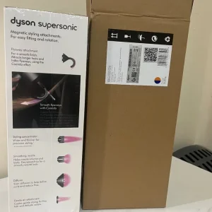 Dyson supersonic hairdryer brand new comes with box - Image 4
