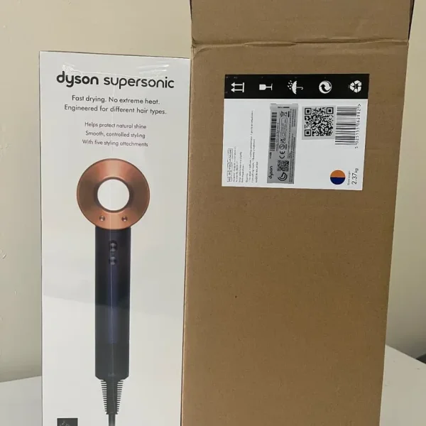 Dyson supersonic hairdryer brand new comes with box