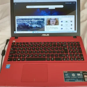 Laptop - Asus X550C - 500GB Storage - 6GB Memory - Great Condition -Good Battery
