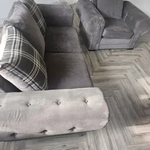 Grey 3 seater verona style sofa set with arm chair - Image 7