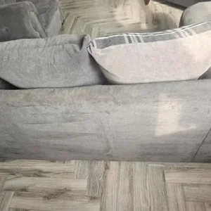 Grey 3 seater verona style sofa set with arm chair - Image 8