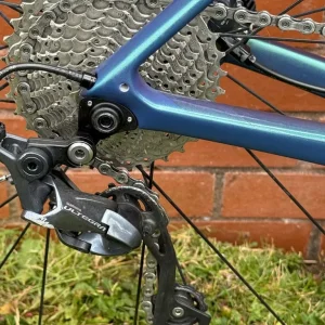 Giant Defy Advanced Pro 1 M/L Carbon Bike - Image 3