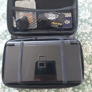 Nintendo DS Lite, Mario Kart DS + PES 6 - Image 5