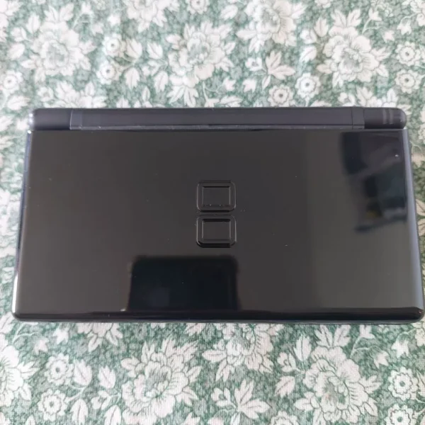 Nintendo DS Lite, Mario Kart DS + PES 6