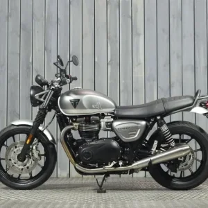 2022 72 TRIUMPH STREET TWIN 900 - Image 4