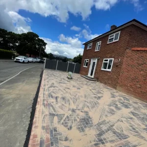 Paving slabs and block paving - Image 7