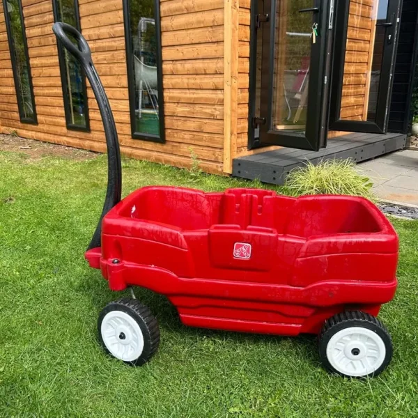 Little Tikes Step 2 Neighbourhood Wagon