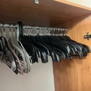 An Assortment of 85 Clothes Hangers - Image 2