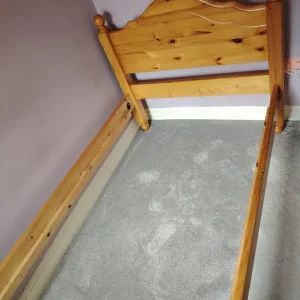 Single bed and mattress - Image 4