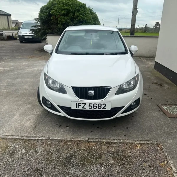Seat, IBIZA, Hatchback, 2012, Manual, 1198 (cc), 3 doors