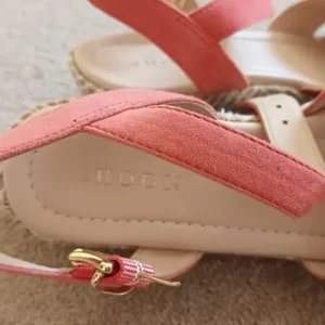 Ladies sandals, size 4. SHOON - Image 6