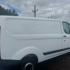 2021 Ford Transit Custom 2.0 EcoBlue 105ps Low Roof Leader Van PANEL VAN Diesel Manual - Image 4