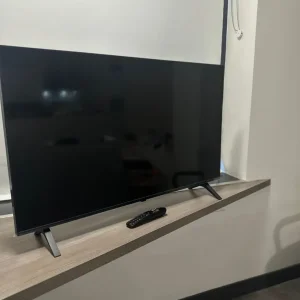 Moving Sale – Quality Furniture & Electronics in Newcastle