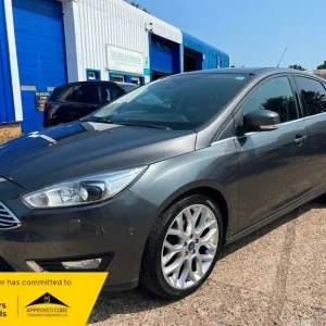 Ford Focus 1.0T EcoBoost Titanium X Hatchback 5dr Petrol Manual Euro 6 (s/s) (12 - Image 4