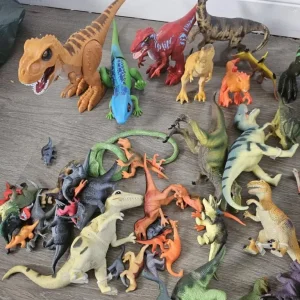 Job lot of dianasours - Image 2