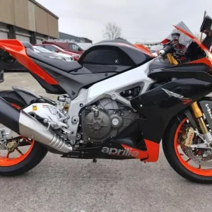 2012 62 APRILIA RSV 4 FACTORY A-PRC RSV1000 RSV4 APRC 1000 V4 STUNNING SPORTS - Image 3